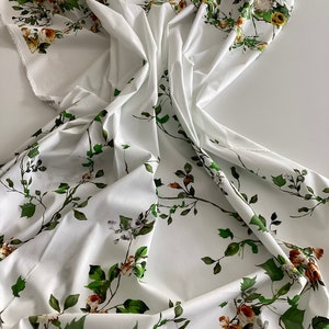 Italian cotton fabric, designer fabric, great print, great quality. Last piece (panel) 118 cm