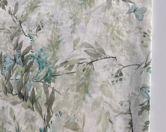 Exklusivt italienskt linnetyg, designertyg i en känd designerstil, hög kvalitet, blommönster, färg: mintgrön