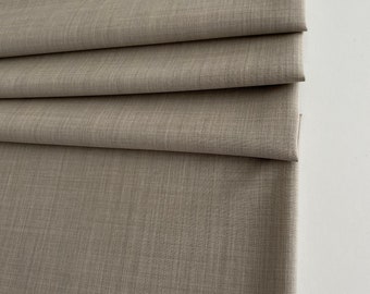 Famous Italian designer fabric, wool fabric, thin and soft, color: grey. Last piece 1.40 meters.
