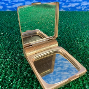 Vintage Coty Compact With Lipstick Holder