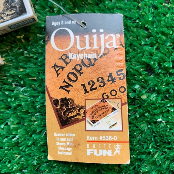Vintage Basic Fun Ouija Board Keychain - image 3