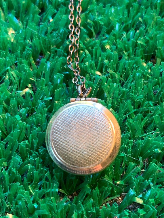 1930-40s Harvard University Locket And Chain - Gem