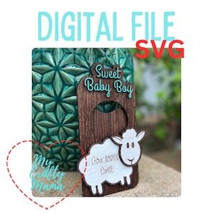 Novo quadro de menino ou menina Deus ama ovelha Arquivo digital SVG para corte a laser segura uma foto de carteira cortada Glowforge pronto