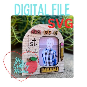 Erster Schultag Brieftasche Rahmen digitales svg, Schulfotorahmen, Zurück zur Schule Laserschnittdatei mit mehreren Qualitäten Glowforge bereit Laser