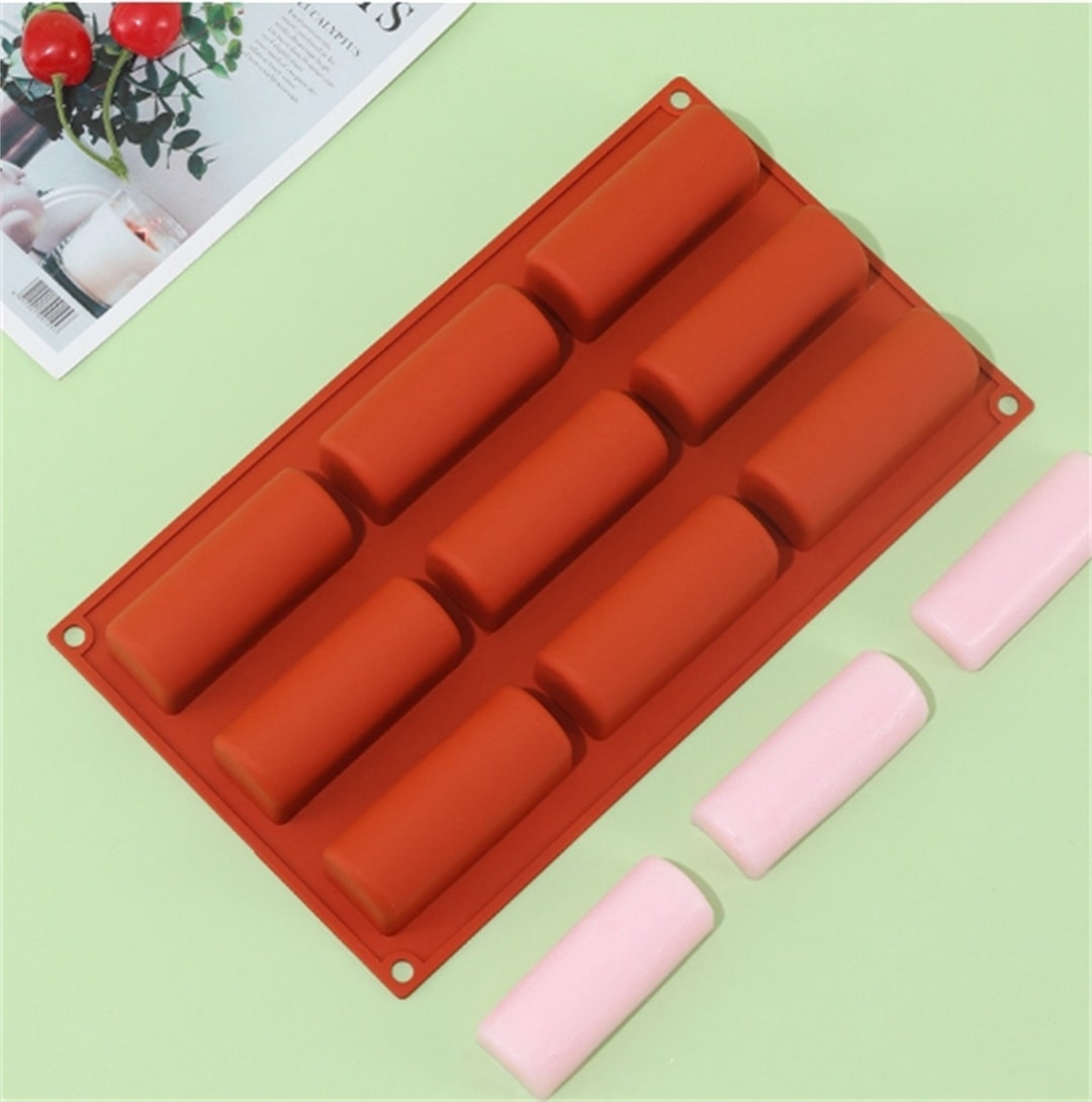 Caramelle Al Cioccolato. Insieme Di Caramelle Di Conifere Sane In Scatola. Dono Dolce Per Le Donne Il Compleanno Della Donna O La Festa Madre Image247996328