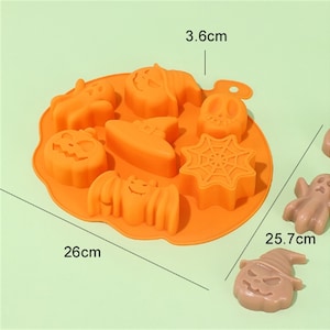 7-cavity Halloween Cake Mold Flexible Silicone Choclate Mold Soap Mold Soap Candle Candy