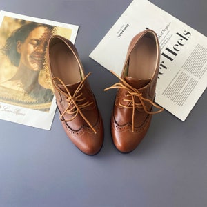 Genuine Leather Women's Oxfords Shoes, Brown Handmade Chunky Heels, Brogue Shoes, Vintage Office Shoes, Customised Leather Shoes