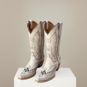 Cowboy Western Ankle Boots White Embroidered,Knee High Western Boots,Vintage Y2K Leather Rose Embroidered Flower Western Boots
