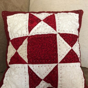 Pillow Red Patriotic Ohio Star Quilted 12inch