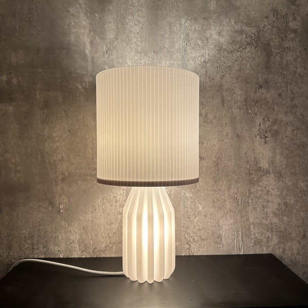 Lampe de table imprimée en 3D Artemis, design funky, veilleuse, lampe de chevet