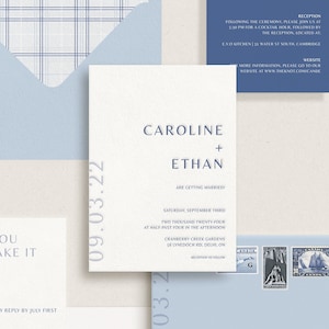 Invitaciones de boda impresas con tipografía moderna, papelería moderna con tipografía impresa, invitaciones de boda en azul y blanco