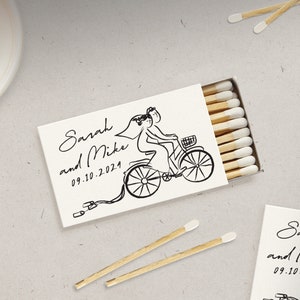 Boîtes d'allumettes personnalisées pour cadeau de mariage cocktail Doodle, boîte d'allumettes simple mignonne dessinée à la main, boîtes d'allumettes personnalisables pour les mariés