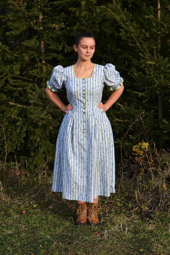 blue check midi dress Puff Sleeves German Vintage Rose Dirndl Size 42 wedding dresses for sister Avon Little Black Dress Size:40/32 while side pockets