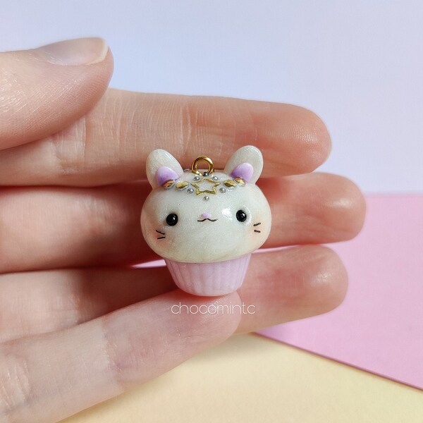 Cupcake Bunny Charms Cute Polymer Clay Charms Handmade kawaii charm Rabbit fimo Cupcake pendant Kawaii Clay Phone strap tiny pets charms