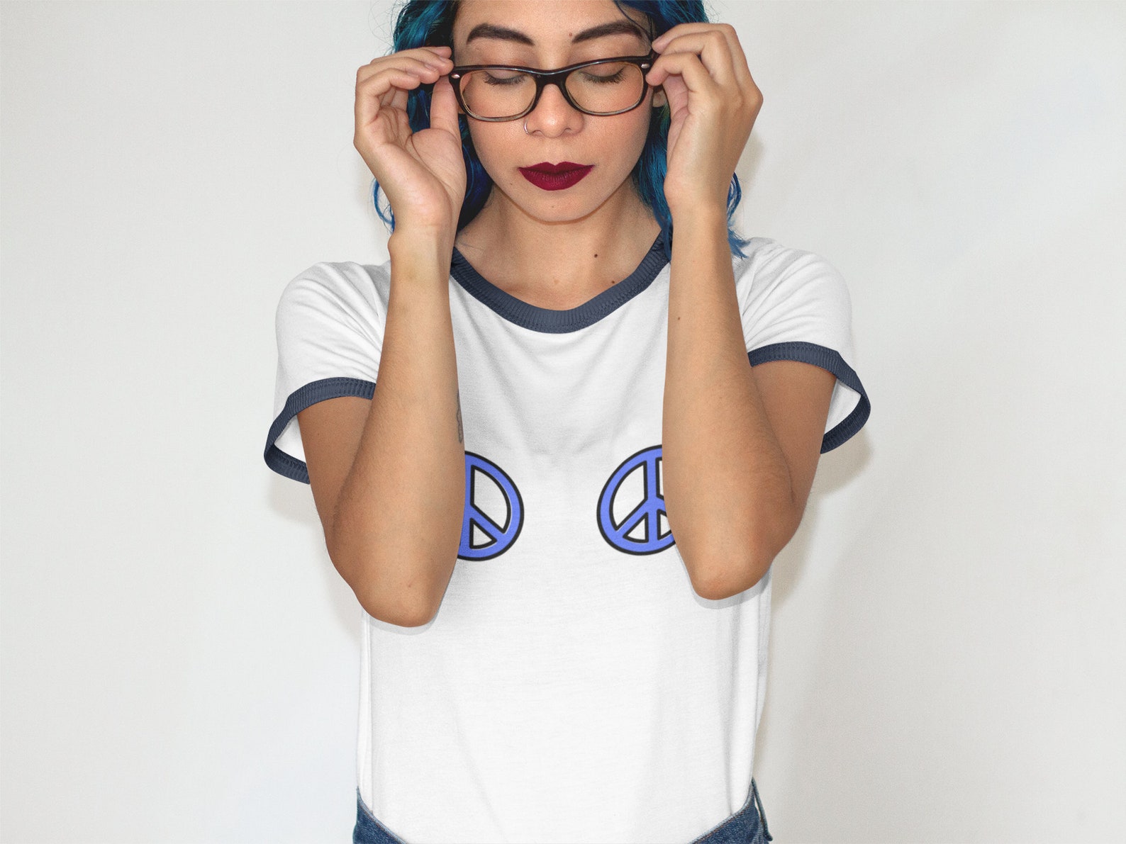half shirt boob