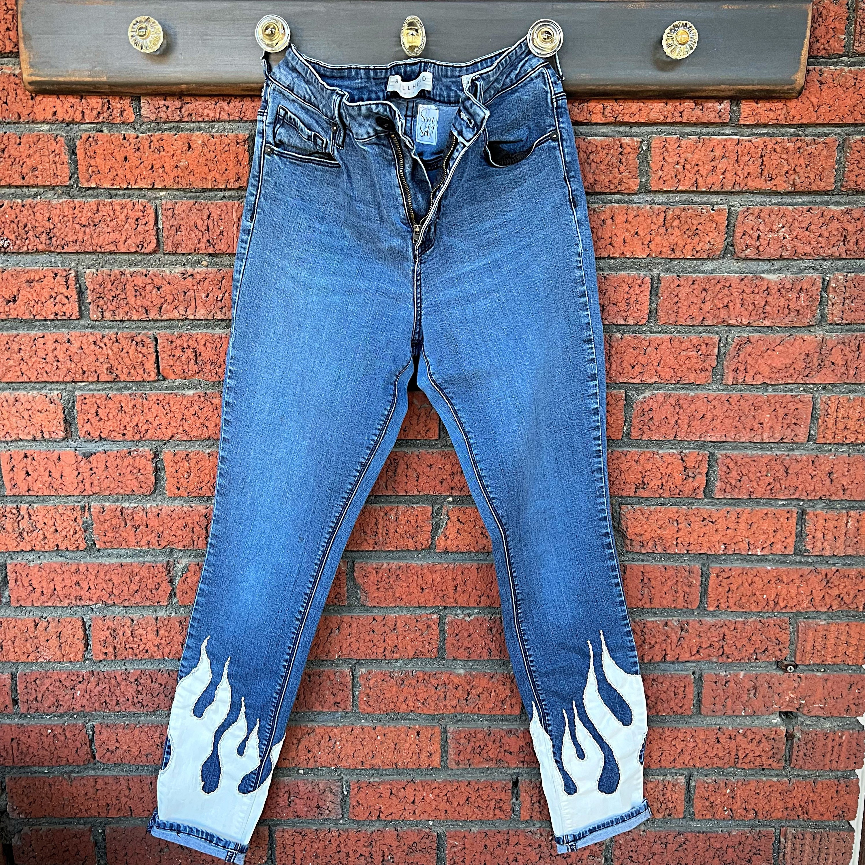 Fiamme sui hotsell jeans