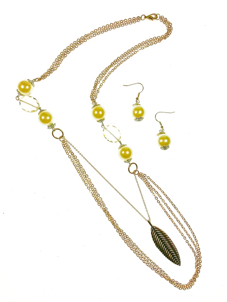 Feather pendant Necklace Set Crystals Chain with White Pearls Handmade