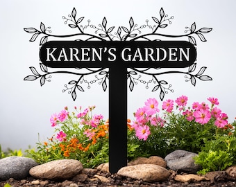 Personalized Metal Garden Sign with Stake | Custom Name Yard Decor