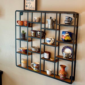 Decorazione da parete per mensola per tazze da caffè, mensola portaoggetti, mensola in metallo e legno, mensola galleggiante decorativa, mensola decorativa per soggiorno, mensola da parete retrò