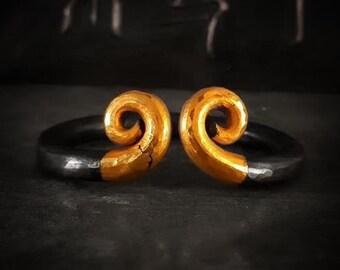 Hand-Engraved Black Myth Wukong Bracelet - 999 Silver, 24K Gold Inlay