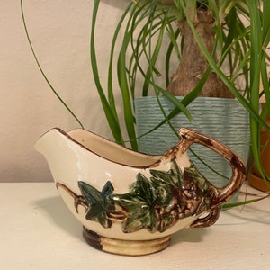 Bateau à sauce McCoy Pottery des années 1940