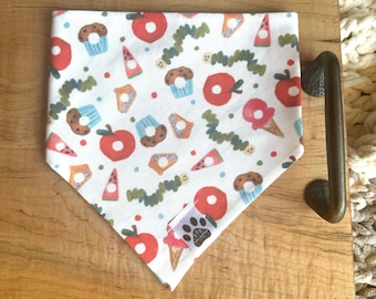 Crunch and Munch | Cat/Dog Snap On Reversible Pet Bandana | Food | Fruit | Animals | Insects | Bugs | Colorful | Spring | Summer | Snacks