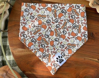 Cozy Sweets | Cat/Dog Snap On Reversible Pet Bandana | Pumpkin Spice | Food and Drink | Seasonal | Pumpkin Spice Latte | Pet Accessories