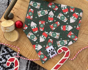 Christmas In A Cup | Cat/Dog Snap On Reversible Pet Bandana | Christmas | Winter | Snowflakes | Holiday Drinks | Food and Drink | Seasonal