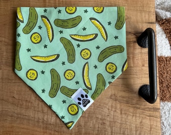 Pickles | Cat/Dog Snap On Reversible Pet Bandana | Food | Foodie | Vegetables | Cucumbers | Dill Pickles | Sweet Pickles | Stars | Gardening