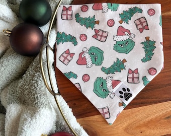 Movie Night | Cat/Dog Snap On Reversible Pet Bandana | Seasonal | Christmas | Holidays | Christmas Tree | Presents | Gifts | Ornaments