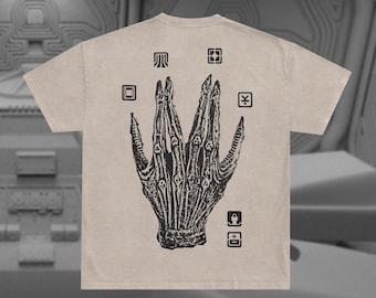 Alien Movie Shirt 1979 | Retro Sci-Fi Horror Tee | Unisex Vintage Style T-Shirt