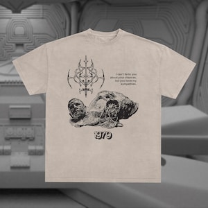 Alien Movie Shirt 1979 Droid | Retro Sci-Fi Horror Tee | Unisex Vintage Style T-Shirt
