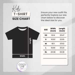 K&ouml;nnte beinhalten: Gr&ouml;&szlig;entabelle f&uuml;r Kinder-T-Shirts mit einer Schwarzwei&szlig;-Illustration eines T-Shirts. Die Tabelle zeigt die Gr&ouml;&szlig;en XS bis XL mit den entsprechenden Breiten- und L&auml;ngenma&szlig;en in Zoll.