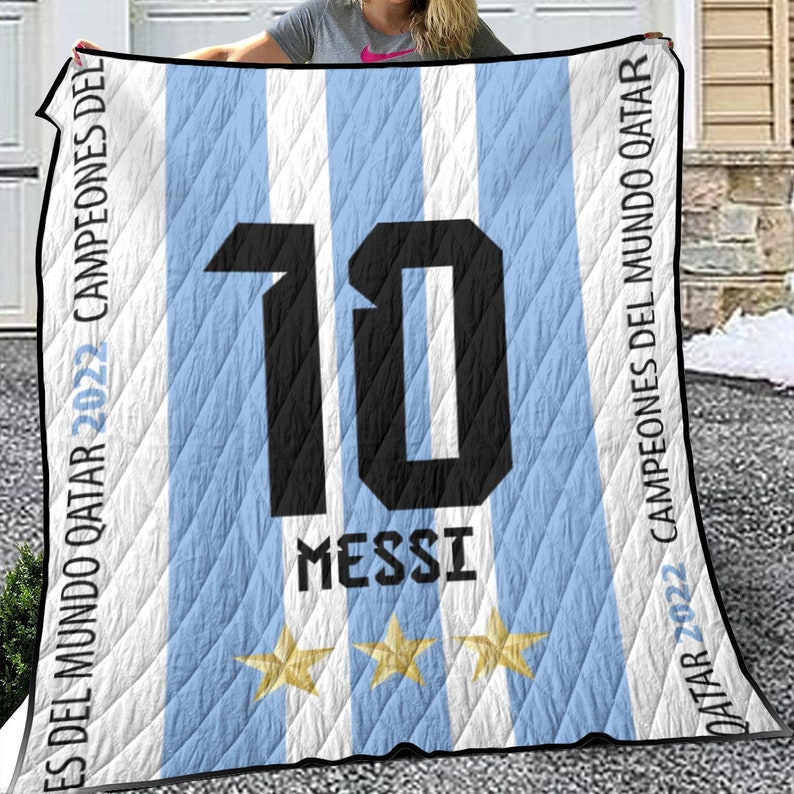 Messi Campeón Mundial - Worldcup Winner 2022Lightweight & Breathable Quilt With Edge-wrapping Strips image 1