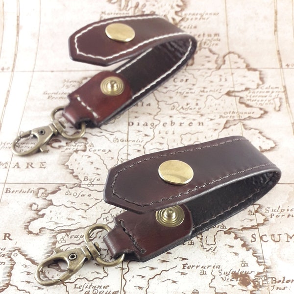 Portachiavi da cintura in vera pelle, leather belt lanyard, key ring keeper, leather key chains, belt key holder.