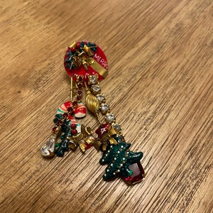 Lunch at the Ritz Earring LATR Signed Swarovski Crystals Vintage Christmas Single Earring Mother Birthday Valentine Gift Her Collectible