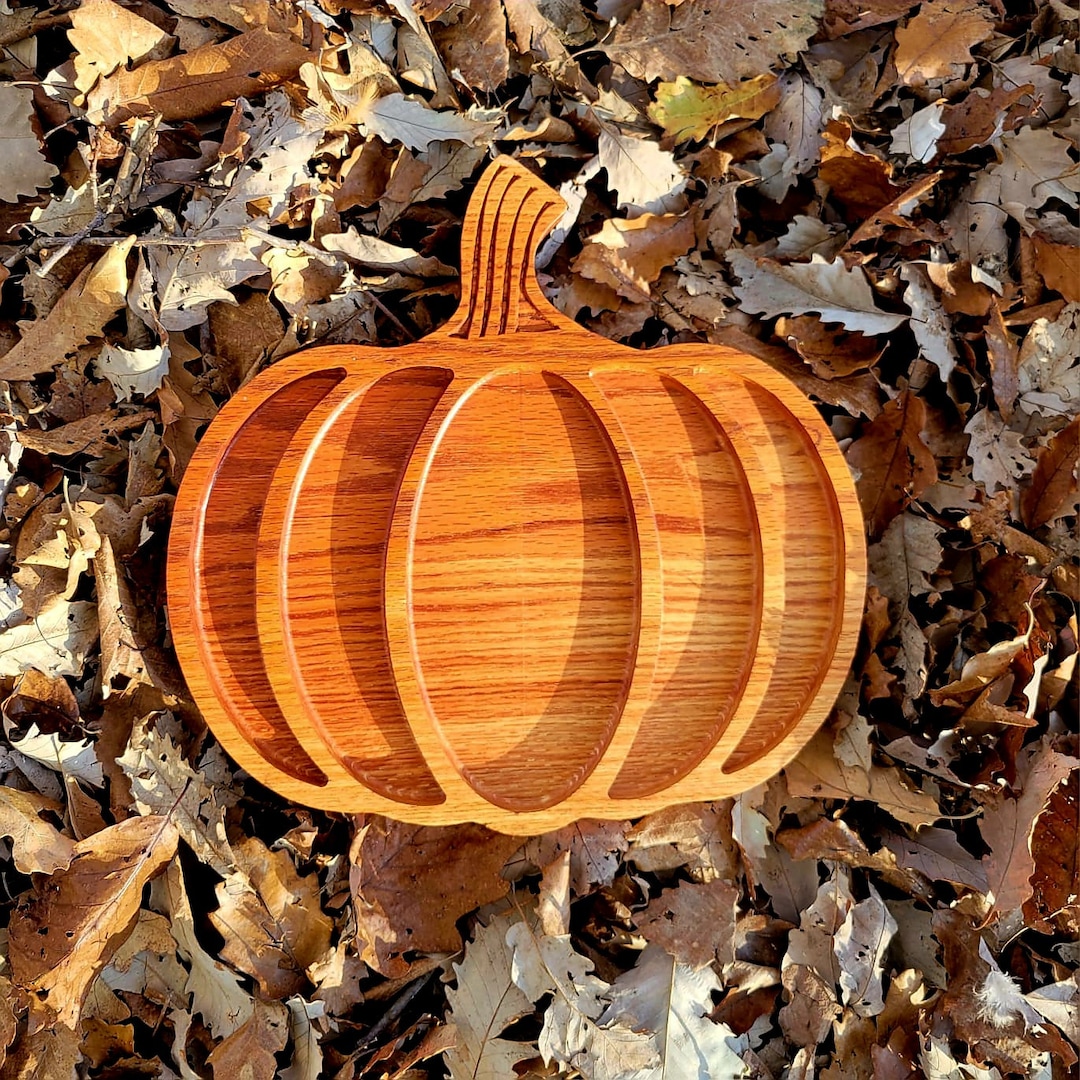 Reversible Pumpkin Charcuterie Board – Large Wood Serving Tray For Halloween & Thanksgiving, Fall Kitchen Decor