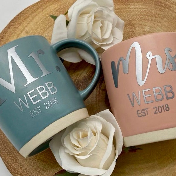 Juego de tazas personalizadas para Sr. y Sra.: regalo de compromiso, boda y aniversario.