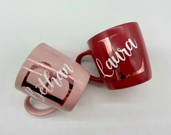 Printplanet Namenstasse „Louisa“ – Motiv Chrom-Schriftzug, 325 Ml, Rot, Spülmaschinenfest