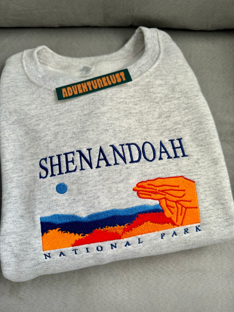 Embroidered Shenandoah National Park Virginia State Crewneck Sweatshirt