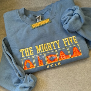Embroidered The Mighty Five National Parks in Utah Arches Bryce Canyon Canyonlands Capital Reef Zion Crewneck Sweatshirt
