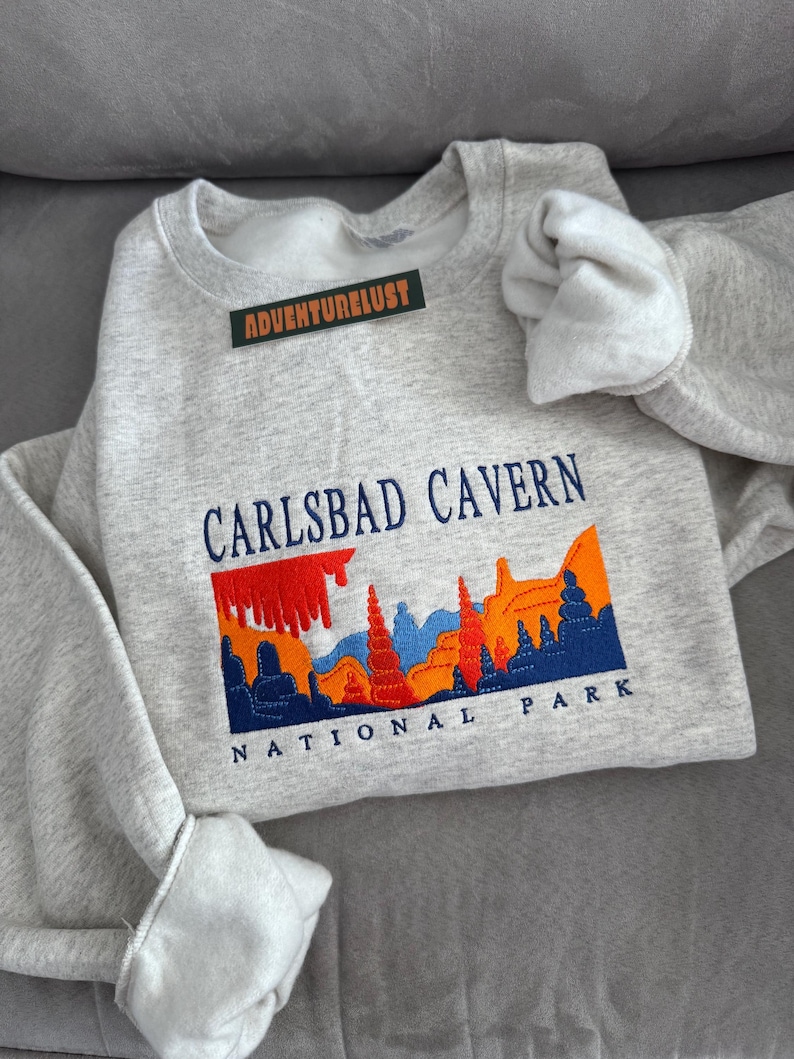 Embroidered Carlsbad Cavern National Park New Mexico State Crewneck Sweatshirt