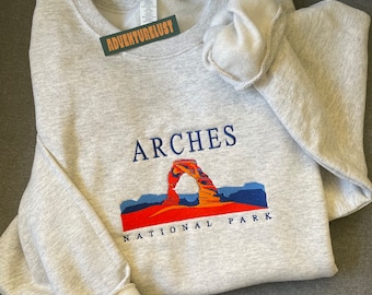 Embroidered Arches National Park Crewneck | Utah State Embroidery Sweatshirt | Gift for Nature Lovers Adventure Seekers | Souvenir Gift