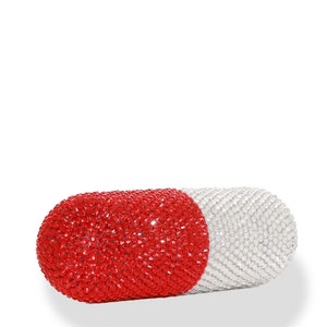 Cápsula roja gigante