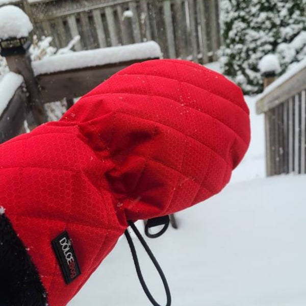 Leash mitten | Gift for Dog Lover |Dog walking mitten | pet accessory | gift for her | gift for him | Valentines gift | Leash muff | BF