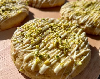 Organic Stuffed Pistachio  Cookies With Pistachio Cream and White Chocolate  – 6 Pack | Luxury Artisan Gift