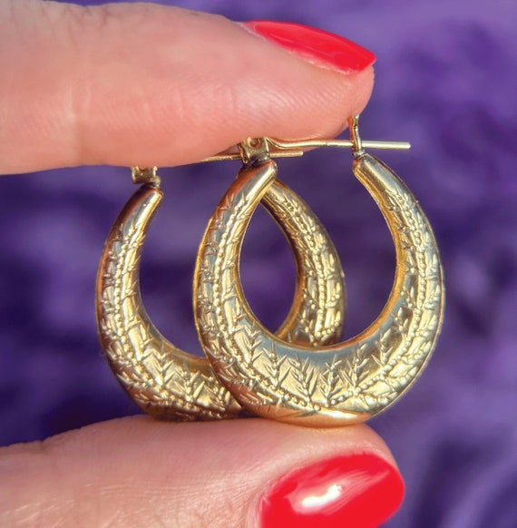 VINTAGE 14k solid gold chunky hoop earrings, vinta