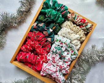 Christmas Scrunchies: Holiday Stocking Stuffer Gift