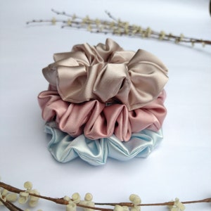 Satin scrunchie set of 3, Scrunchy set, Silk satin scrunchie pack, Bridesmaid gift, Bachelorette gift for friend, Cute gift for girlfriend