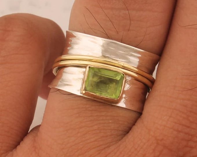 Peridot Natural Gemstone Solid 925 Sterling Silver Tow Fidget Gold Thumb Band Ring, Hand Hammered Birthstone Leo Spinner Ring Gifts Idea
